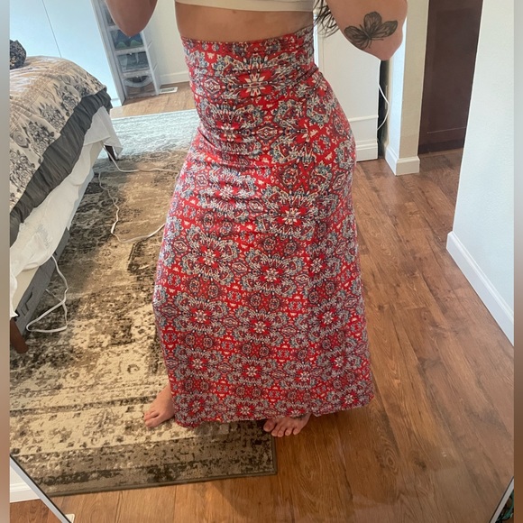 NEW WITH TAGS SUPER SOFT MAXI SKIRT- XS - Picture 2 of 4